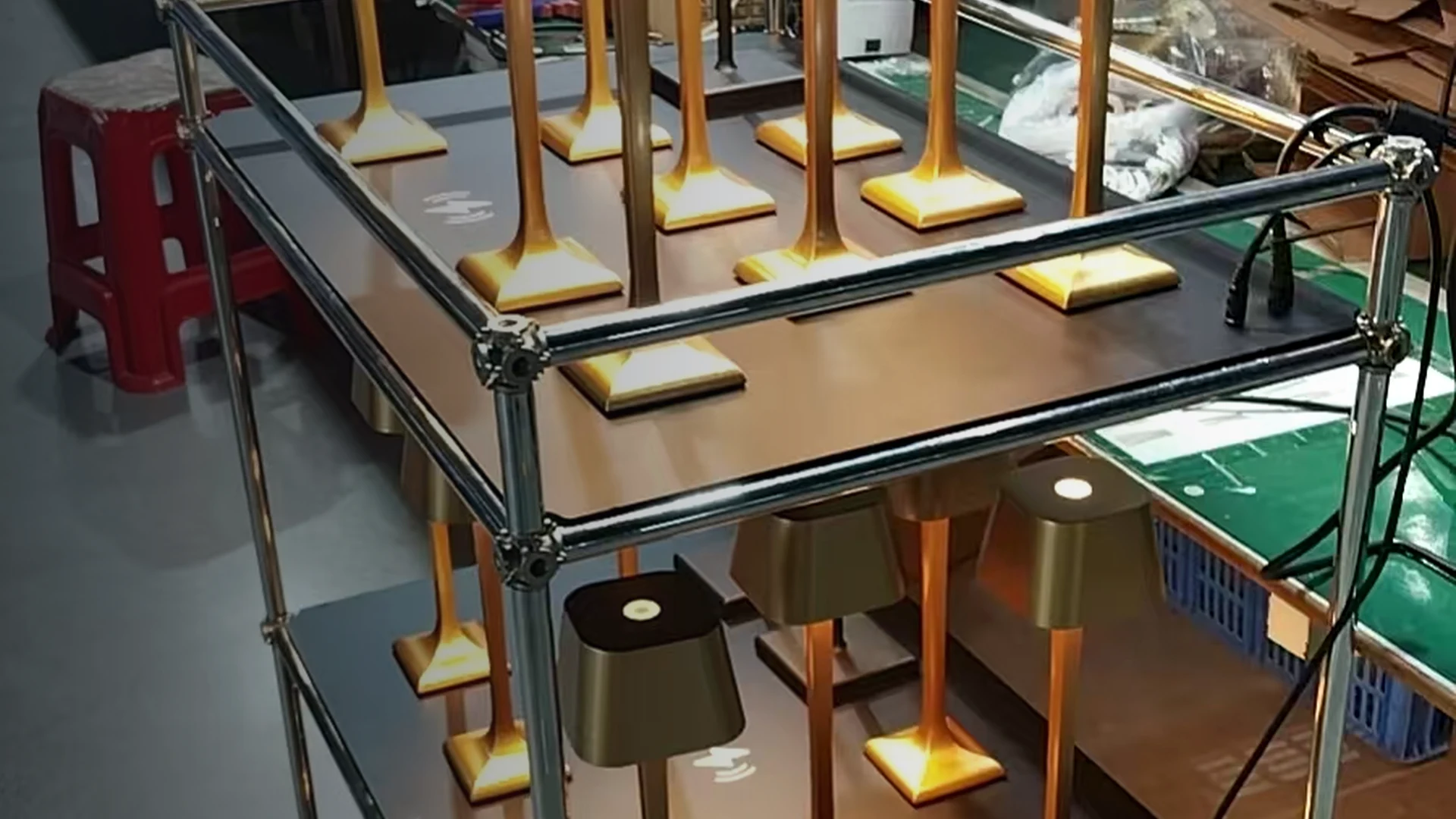Three-tier Jian Bian restaurant lamp charging trolley in factory testing