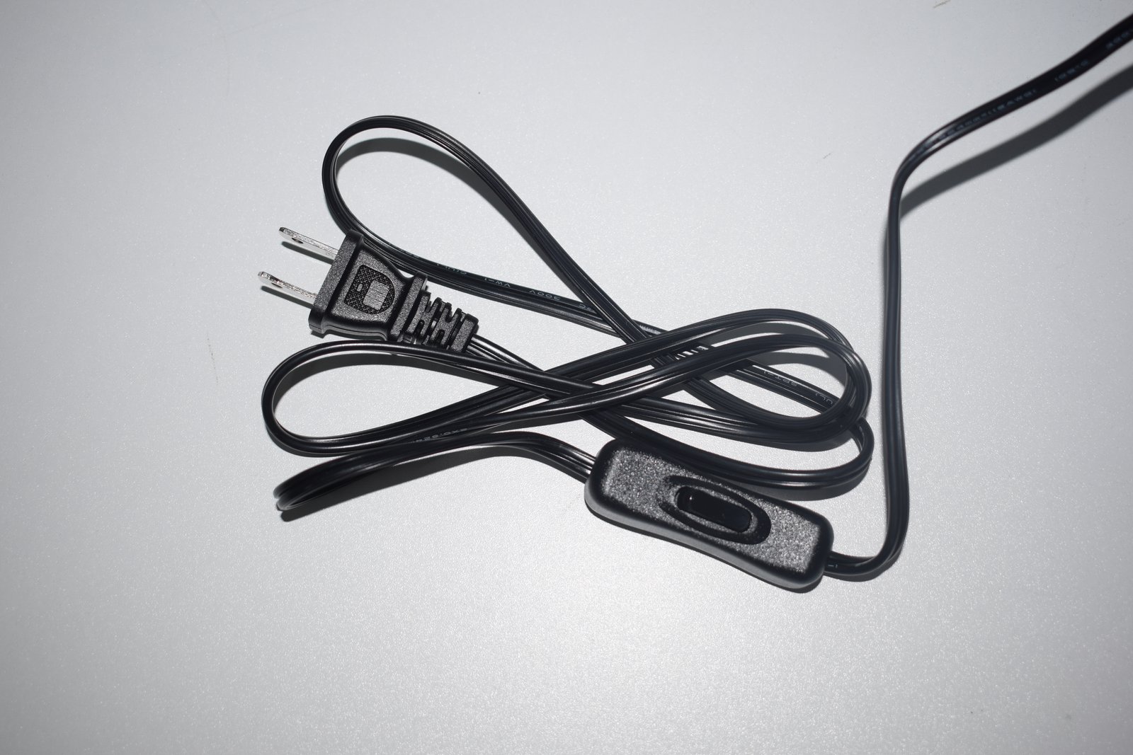 Indigo Seigaiha Japanese Table Lamp - JB-G11 - Cord and control detail