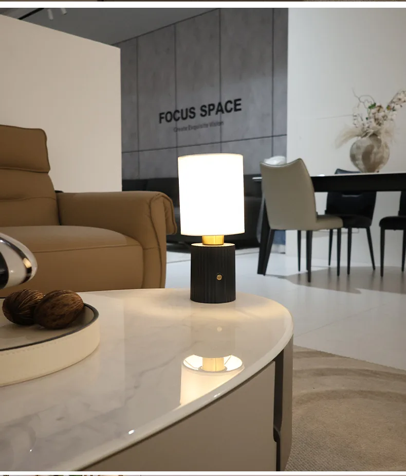 Pleated Fabric Rechargeable Table Lamp product detail 3