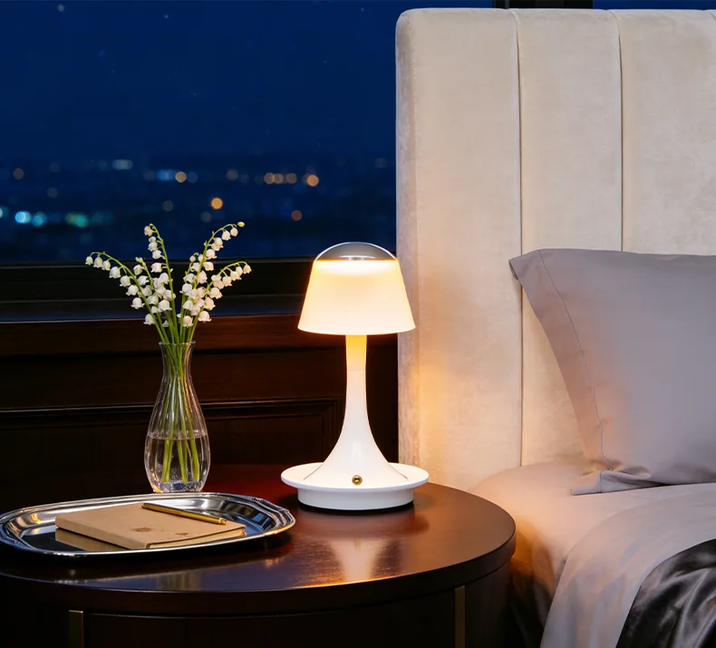 Soft-Glow Rechargeable Table Lamp product detail 2