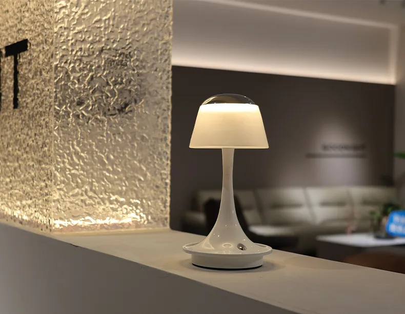Soft-Glow Rechargeable Table Lamp product detail 5